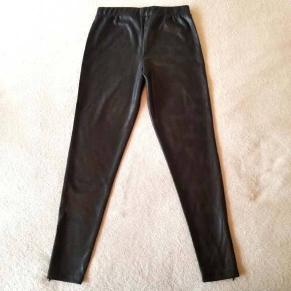VERO MODA Black Faux Snakeskin Coated Leggings - Picture 4 of 16